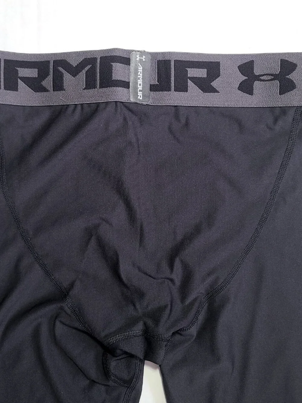 Under Armour NWT Men's L HeatGear Compression 3/4 Length Leggings Cool
